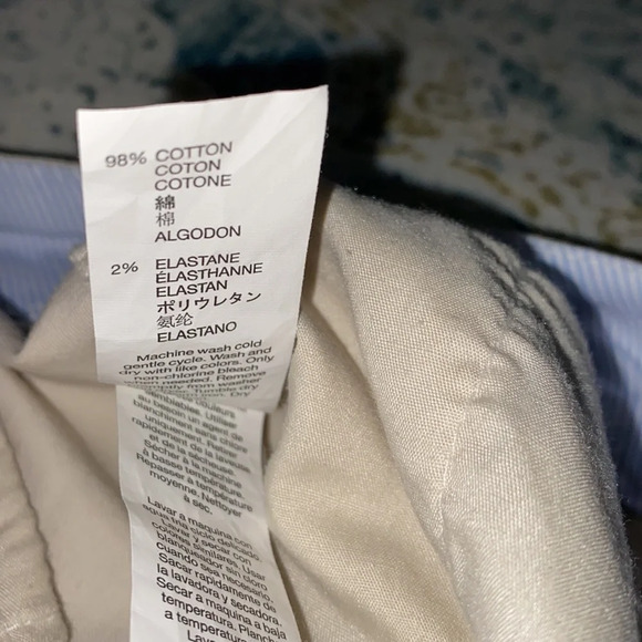 Khakis by Gap chino hot 4 inch tan shorts size 12 - Picture 7 of 7